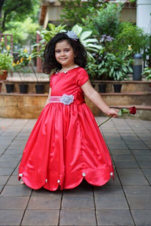 Red-Satin-3-4th-length(till-the-calf)-Party-dress_3