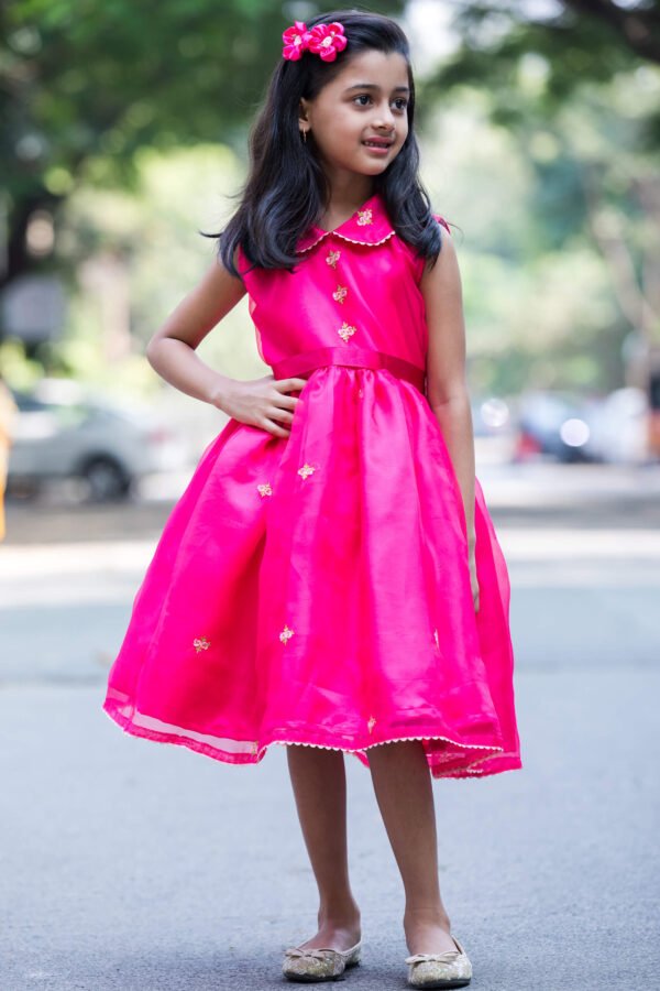 Giada Dark Pink Ruched Asymmetric Maxi Dress With Cape Sleeve – Club L  London - USA